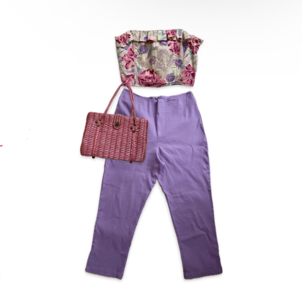 Unique Vintage lavender capri pants